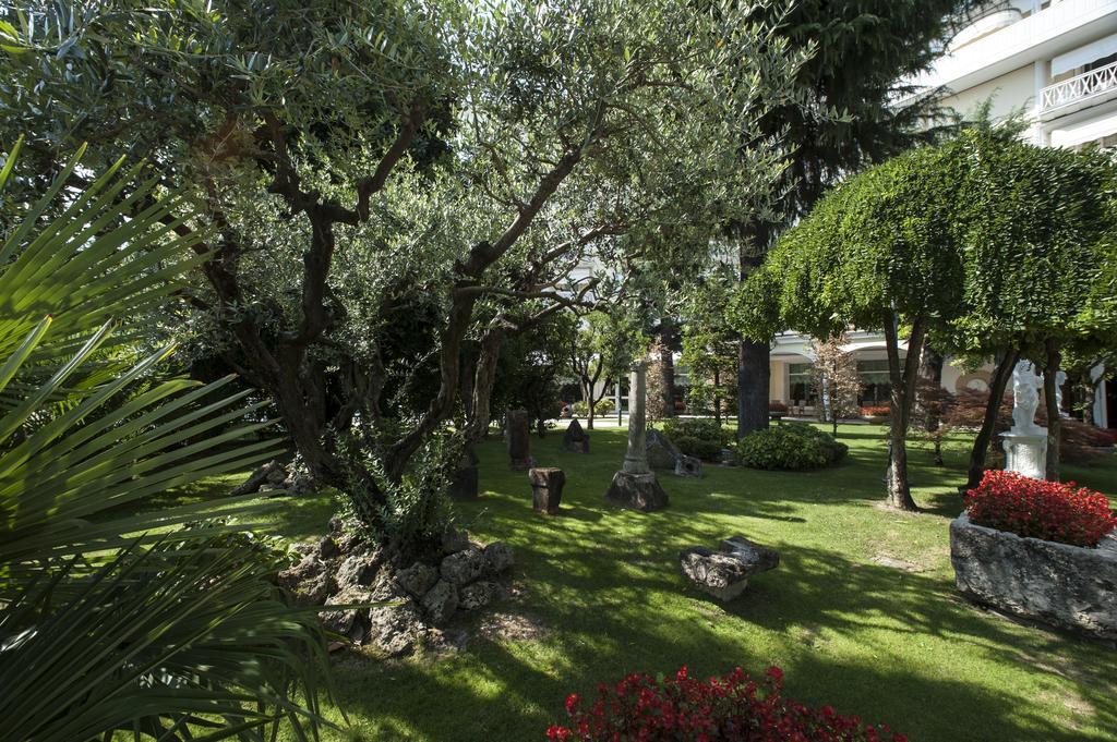 Hotel Due Torri Abano Terme Buitenkant foto