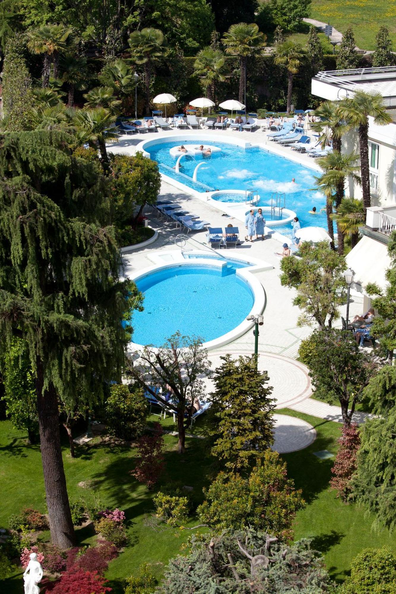 Hotel Due Torri Abano Terme Buitenkant foto